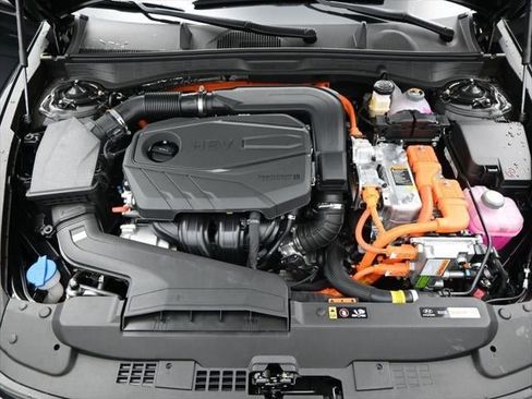 New 2025 Hyundai Sonata Limited image 80