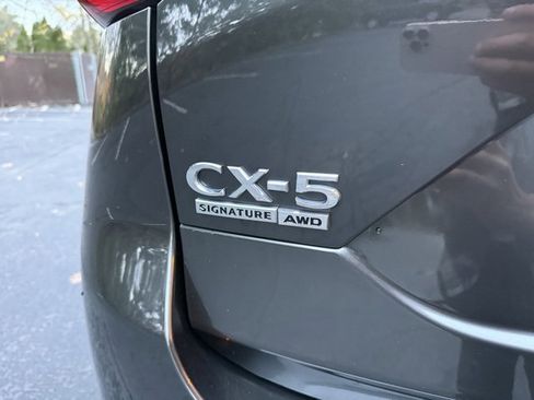 Used 2022 MAZDA CX-5 Signature image 34