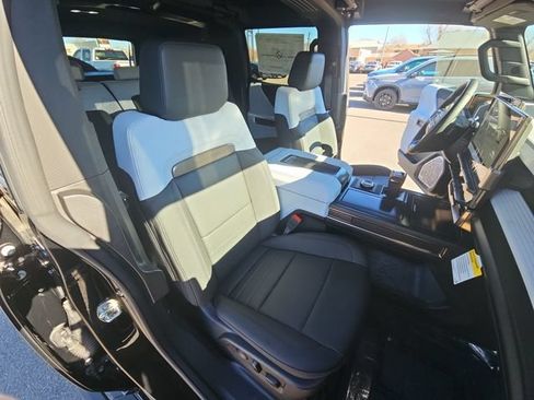 New 2024 GMC Hummer EV 2X AWD/4WD image 27