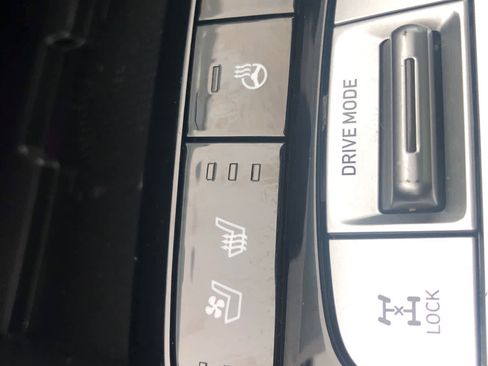 Certified 2024 Hyundai Tucson Limited image 17