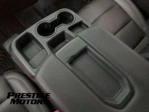 Used 2024 Chevrolet Silverado 1500 LT w/ Z71 Off-Road Package AWD/4WD image 17