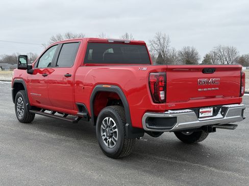 New 2026 GMC Sierra 3500 Pro image 5