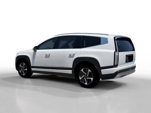 New 2026 Hyundai Ioniq 9 S w/ Tow & Go Package image 4