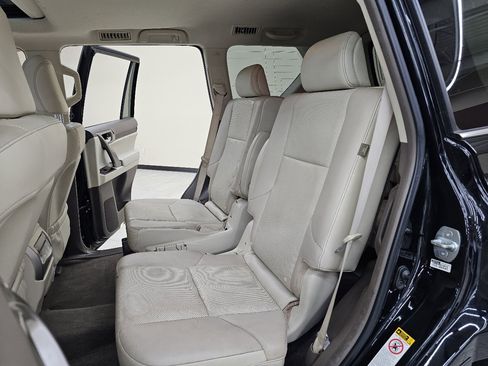 Used 2017 Lexus GX 460 image 24