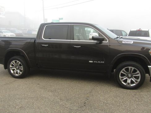 Used 2019 RAM 1500 Limited image 4