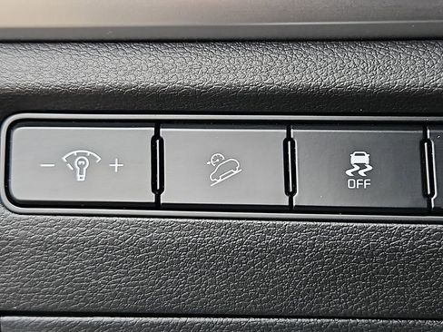 Certified 2024 Kia Telluride S image 25