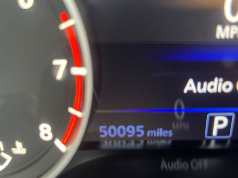Used 2024 Nissan Altima 2.5 SR FWD image 18