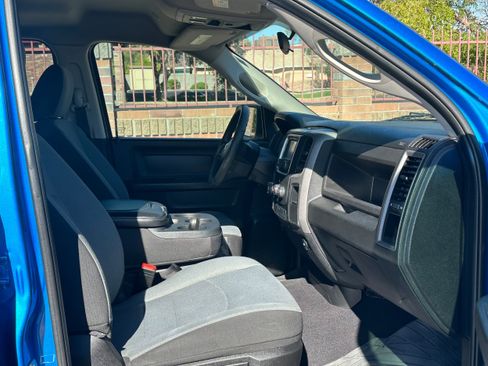 Used 2022 RAM 1500 Tradesman w/ Chrome Plus Package RWD image 11