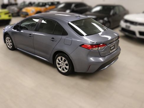 Used 2022 Toyota Corolla LE image 80