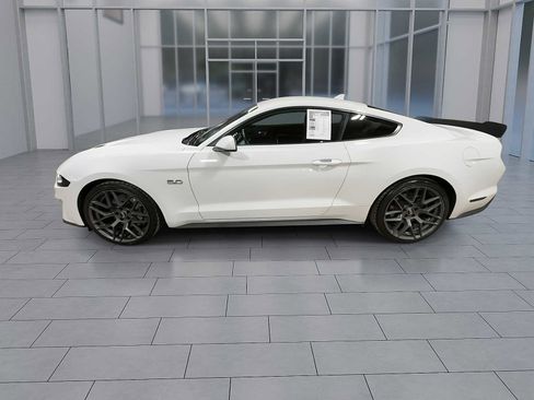 Used 2022 Ford Mustang GT image 5