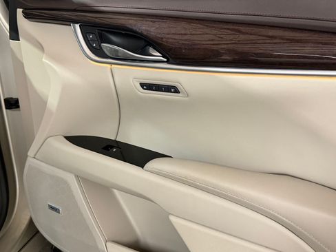 Used 2016 Cadillac XTS Luxury w/ Driver Awareness Package FWD image 48