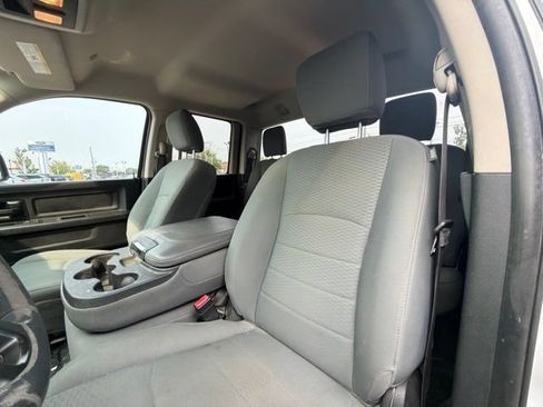 Used 2018 RAM 1500 Express w/ Express Value Package AWD/4WD image 16