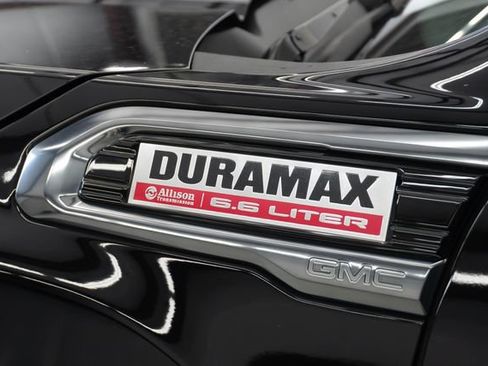 Used 2020 GMC Sierra 2500 AT4 w/ AT4 Premium Package AWD/4WD image 3