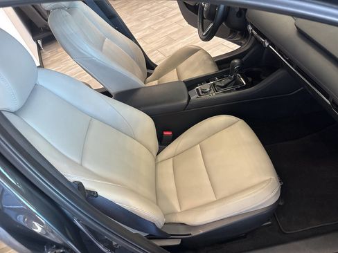 Used 2023 MAZDA MAZDA3 s FWD image 28