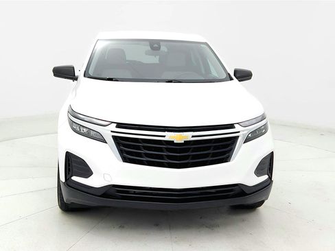 Used 2023 Chevrolet Equinox LS w/ LS Convenience Package FWD image 8