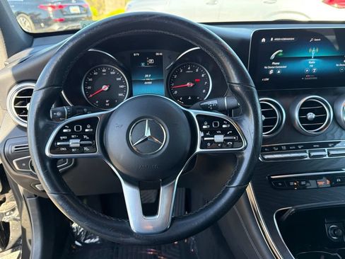 Used 2021 Mercedes-Benz GLC 300 4MATIC image 24