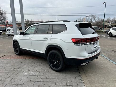 New 2026 Volkswagen Atlas SE image 5
