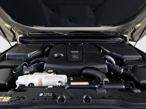 Used 2025 Lexus GX 550 image 43