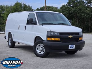 Used 2026 Chevrolet Express 2500 w/ Driver Convenience Package RWD video 1