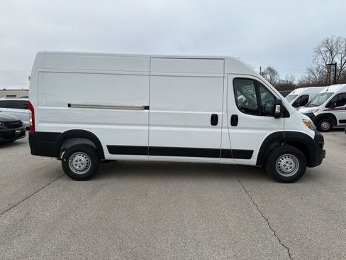New 2026 RAM ProMaster 2500 w/ Convenience Group image 5