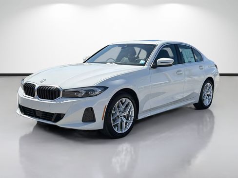 New 2026 BMW 330i xDrive Sedan w/ Premium Package AWD/4WD image 7