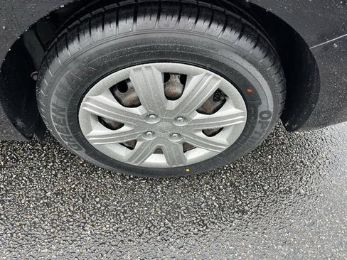 Used 2023 Kia Rio LX image 22