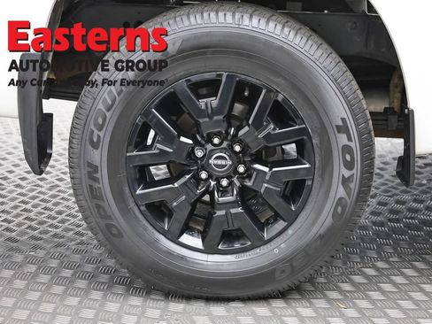 Used 2023 Nissan Frontier SV w/ Midnight Edition Package AWD/4WD image 27