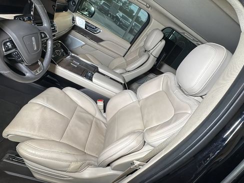Used 2019 Lincoln Navigator L Reserve w/ Cargo Package AWD/4WD image 24