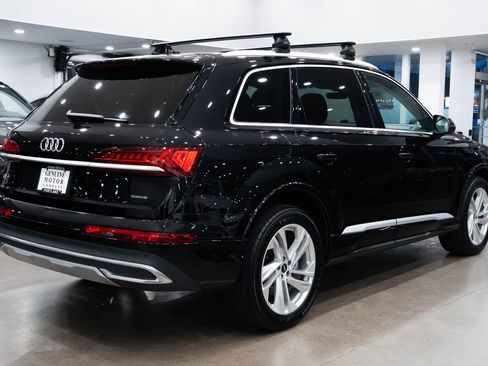 Used 2022 Audi Q7 3.0T Premium Plus w/ Premium Plus Package AWD/4WD image 4