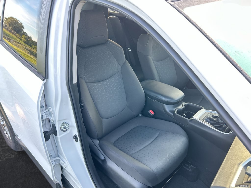 Certified 2024 Toyota RAV4 XLE AWD/4WD image 32