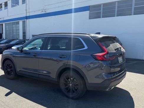 Used 2023 Honda CR-V Sport image 5