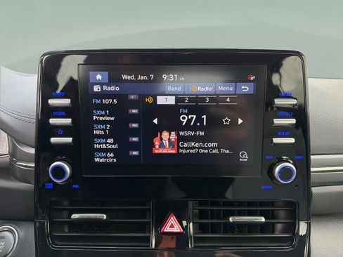 Used 2022 Hyundai Ioniq SE image 11