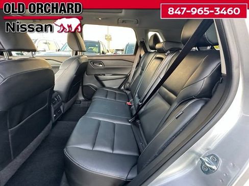 Used 2022 Nissan Rogue SL AWD/4WD image 13