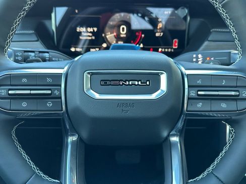 New 2026 GMC Acadia Denali w/ Super Cruise Package AWD/4WD image 21