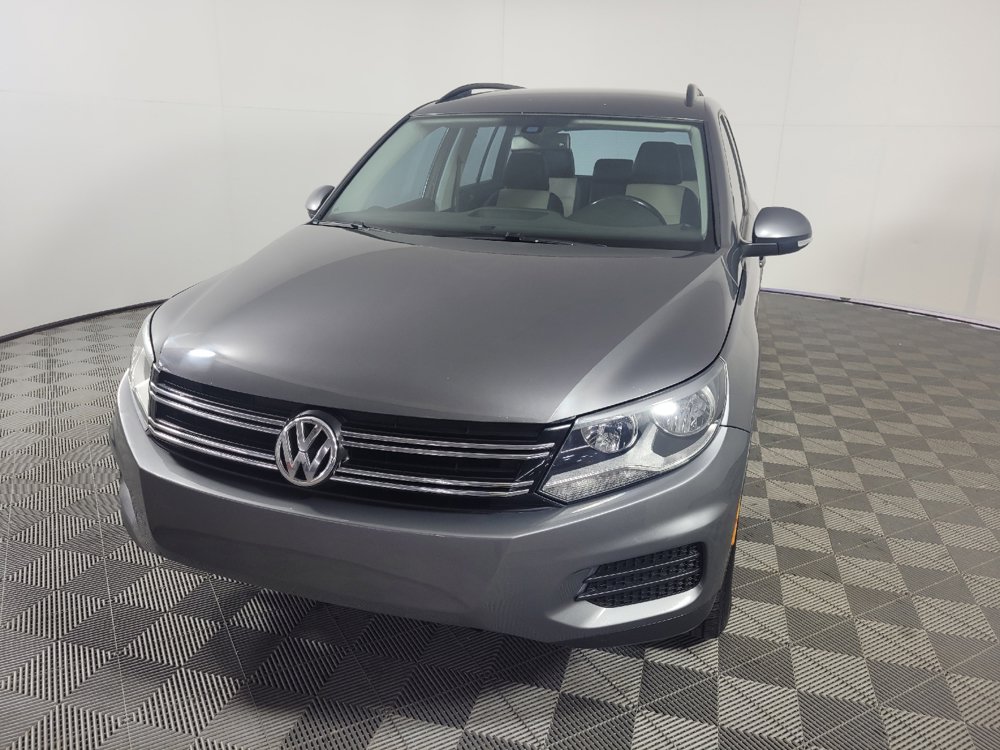 Used 2016 Volkswagen Tiguan S FWD image 15