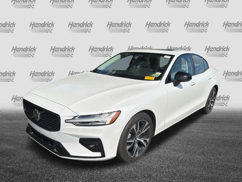 Certified 2024 Volvo S60 B5 Plus FWD image 9