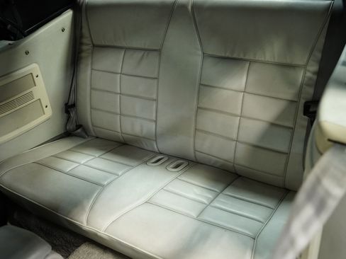Used 1992 Ford Mustang LX image 35