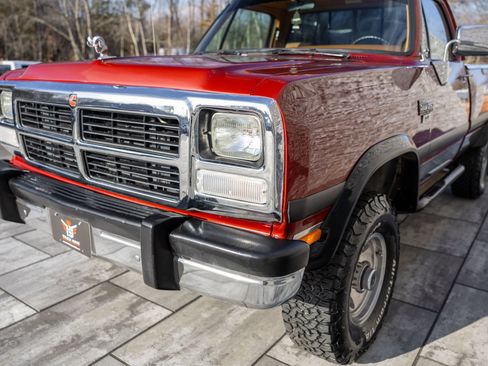 Used 1993 Dodge D/W Truck 250 image 21