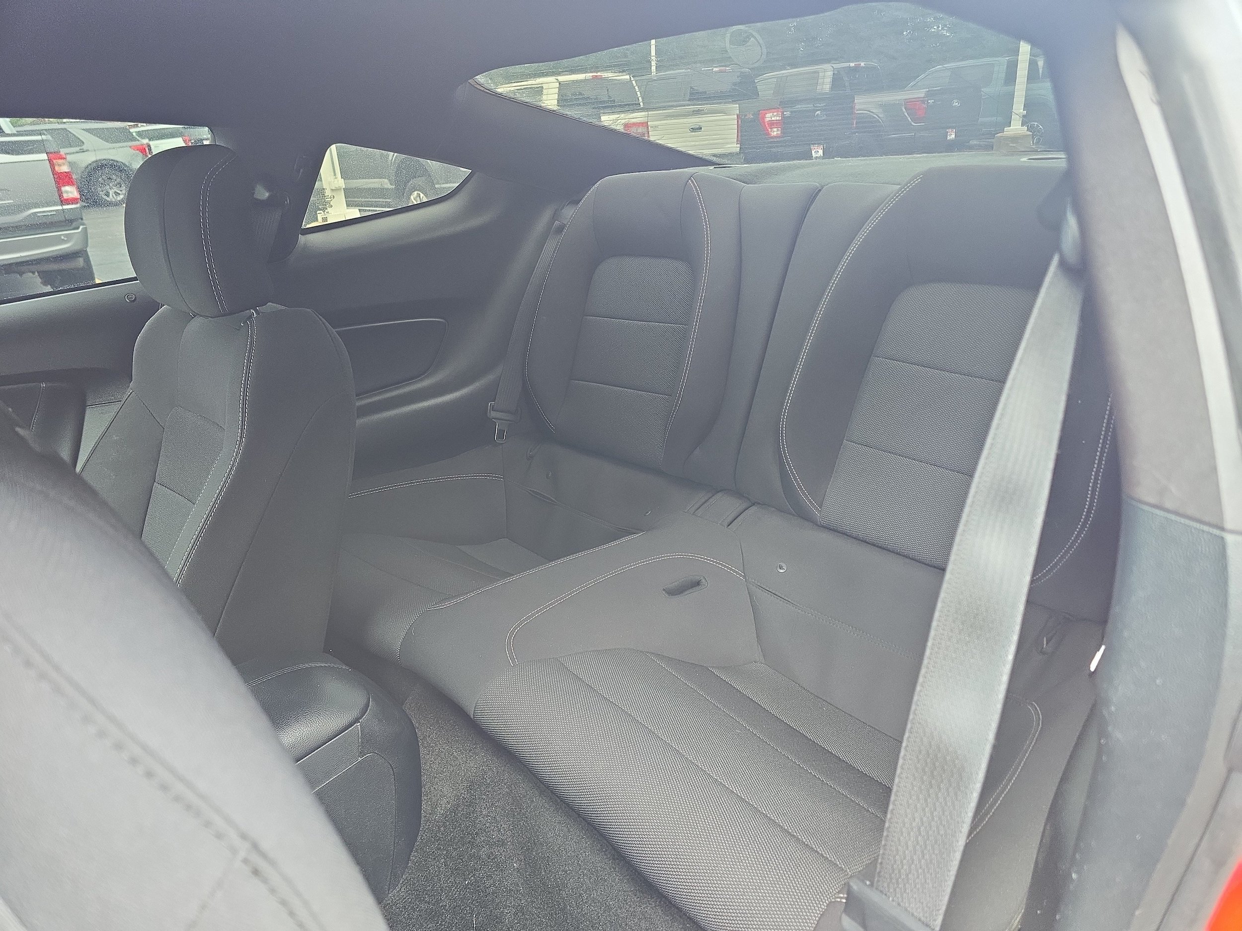 Used 2017 Ford Mustang Coupe RWD image 16