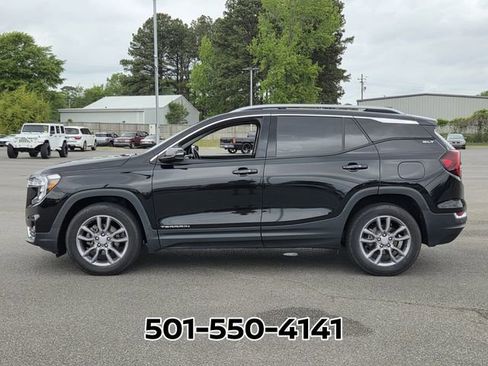 Used 2022 GMC Terrain SLT image 2