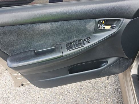Used 2003 Toyota Corolla S w/ PWR Pkg FWD image 10