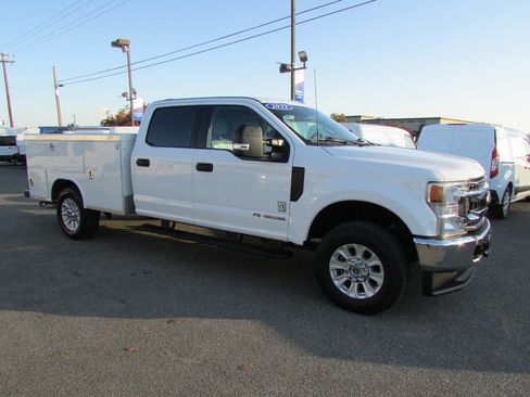 Used 2022 Ford F250 XLT image 5