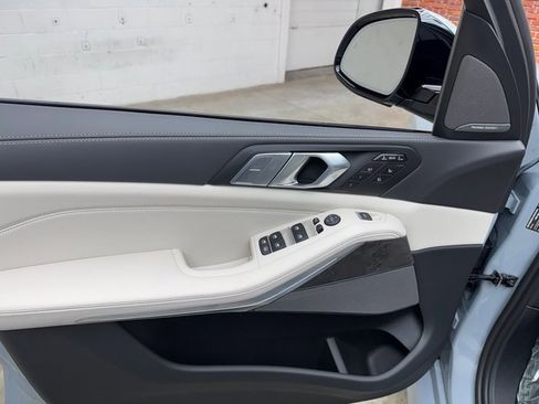 New 2026 BMW X7 xDrive40i w/ Executive Package image 10