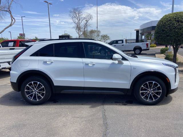Used 2025 Cadillac XT4 Sport w/ Cold Weather Package FWD image 2