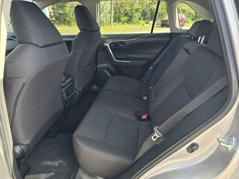 Used 2024 Toyota RAV4 LE FWD image 10