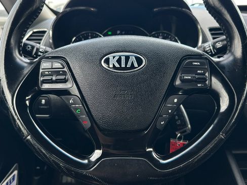 Used 2017 Kia Forte S FWD image 21
