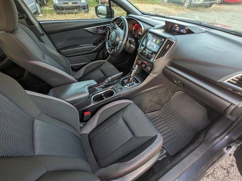 Used 2017 Subaru Impreza 2.0i Sport image 11