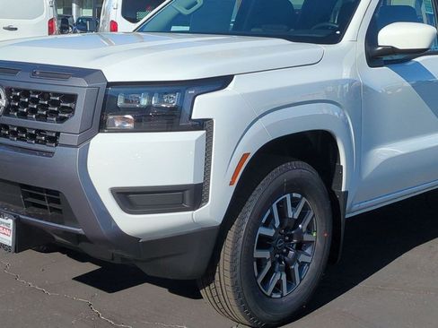 New 2026 Nissan Frontier SV w/ Tow Package RWD image 8