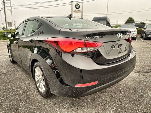Used 2015 Hyundai Elantra Sedan FWD image 12