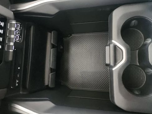 Used 2019 RAM 1500 Big Horn image 31